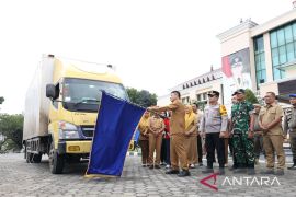 Pemkab OKU Timur kirim bantuan untuk korban bencana Aceh dan Solok