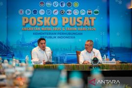 Seskab cek posko pemantauan transportasi jelang Nataru