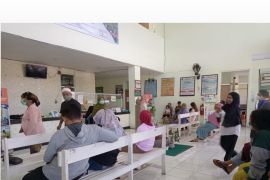 Pemkot Mataram siagakan petugas medis di posko Natal dan Tahun Baru