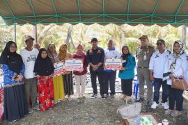 Pemkab Kotabaru "gercep" musibah kebakaran di berangas