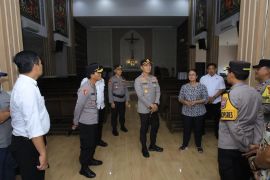 Polres Madiun sterilisasi gereja cegah gangguan perayaan Natal 2025