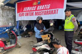Polri buka layanan servis dan cuci motor gratis untuk warga Sumut