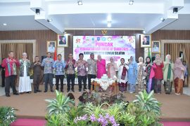 Bupati HSS ajak perkuat pemberdayaan dan perlindungan hak-hak perempuan