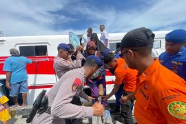 Polda Maluku lakukan pengamanan arus mudik di Pelabuhan Tulehu