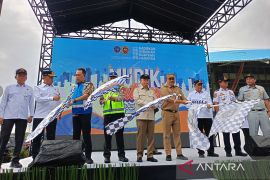Menhub lepas ribuan penumpang bus mudik gratis Natal dan Tahun Baru