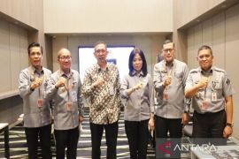 Kemenkum Kalsel ikuti sesi evaluasi kinerja metode wawancara oleh Pimti Madya Kemenkum RI