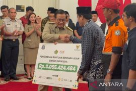 Gubernur DKI lepas bantuan untuk korban bencana di Sumatera