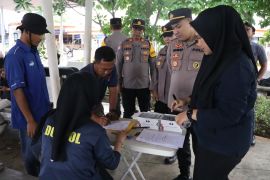 Tes urine nakhoda kapal Pulau Seribu digelar polisi