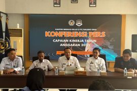 Sepanjang 2025, Imigrasi Tanjung Uban tolak delapan permohonan paspor cegah PMI ilegal