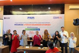 PNM dan BRILife Dorong Literasi Asuransi Nasabah Mekaar di Kabanjahe