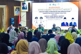 Ratusan PPPK paruh waktu HSS ikuti audiensi  dengan bupati dan wabup