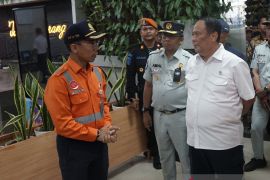 Wamenhub tinjau kesiapan stasiun kereta api di Bandar Lampung Page 4 Small