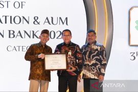 BRK Syariah Raih Dua Penghargaan pada Ajang Hajj Banking Award BPKH 2025