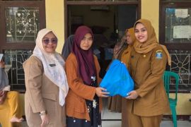 Korban banjir di Serang dapat pelayanan kesehatan dan sembako