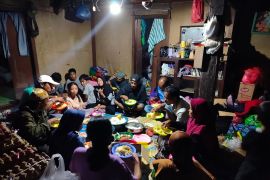 BPBD Agam: 3.919 warga masih mengungsi setelah rumah rusak dampak bencana