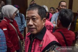 Alfian Nasution didakwa rugikan negara Rp285,1 triliun di kasus minyak