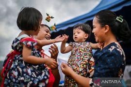 Pascabencana, warga Hutanabolon rayakan Natal sederhana penuh asa dan suka cita