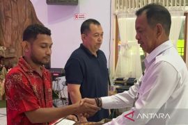 Lapas Kendari serahkan remisi kepada 14 warga binaan yang berkelakuan baik