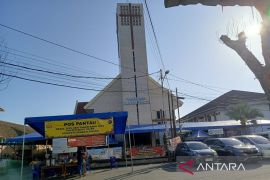 Ibadah Natal di Gereja Pangkalpinang terpantau damai
