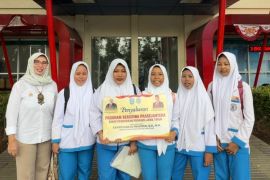 Legislator apresiasi penyaluran beasiswa pra sejahtera di Surabaya