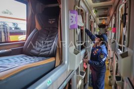 Peningkatan penumpang bus di Terminal Poris diprediksi hingga 28 Desember