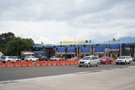 Lalu lintas di GT Cikunir dan GT Ciawi ke Jabodetabek meningkat