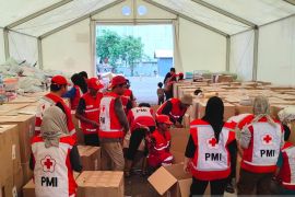 PMI mengirim kapal berisi alat berat dan kebutuhan dasar ke wilayah terdampak bencana Aceh - Sumut