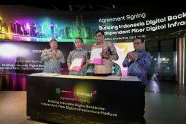 Indosat, Arsari Group, dan Northstar Group bentuk konsorsium FiberCo