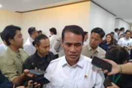Mentan Sebut Stok Beras 3,39 Juta Ton, Bidik Swasembada Gula 2026