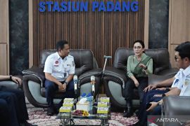 Anggota Komisi VI DPR RI apresiasi respons cepat KAI Divre II Sumbar dalam penanganan dampak bencana