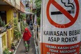 Asap rokok ancam saraf dan pernapasan anak