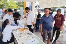 BNNP NTB dukung kelancaran libur Nataru dengan tes urine di terminal