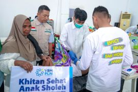 PLN uID Sulselrabar gelar Khitan Sehat 111 anak di Makassar Sulsel