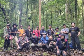 Lestarikan sumber daya air, DSLNG bersama National Geographic dan Iguana Tompotika gelar ekspedisi air untuk masa depan