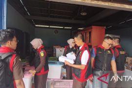 Kejati Kalbar geledah Distrik Navigasi Pontianak terkait kasus korupsi