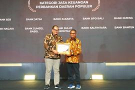 Bank Jateng sabet Penghargaan Bank Daerah Terpopuler 2025