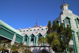 Doa dan dzikir berkumandang Masjid Al Markaz Makassar jelang awal tahun