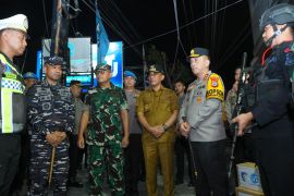 Forkopimda-Sulteng pantau malam pergantian tahun di Palu
