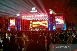 Slank hibur warga di TMII pada malam pergantian tahun