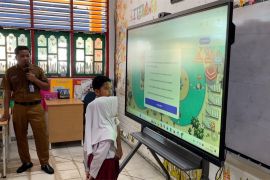 Disdik Batam: 80 persen sekolah memanfaatkan papan interaktif digital