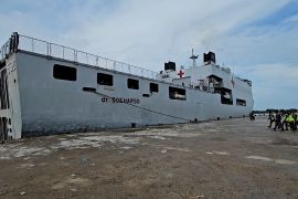 KRI dr Soeharso 990 siapkan 30 ton bantuan bagi korban banjir Aceh