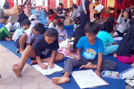 Komdigi bantu pulihkan trauma anak penyintas bencana di Sumbar