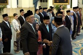 Presiden lantik 7 anggota Komisi Yudisial dan 6 Dubes RI