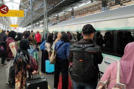 Sembilan hari libur Nataru, KAI Daop 6 layani 535 ribu penumpang