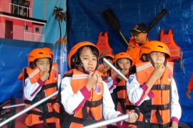 Siapkan generasi tangguh bencana, BPBD Jember edukasi pelajar SD