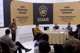 Sesmenko: Bansos dan insentif berperan dalam pertumbuhan ekonomi 2025