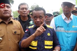 Bahlil pastikan listrik di Aceh pulih pada Sabtu mendatang