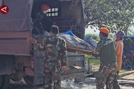 Tiga hari operasi, TNI AU evakuasi 24 jenazah korban banjir di Aceh