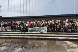 Sambut tahun baru, Pemkot Makassar gelar bersih pantai