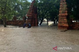 Pemkab Cirebon dan Kuningan sepakat cegah banjir secara terpadu